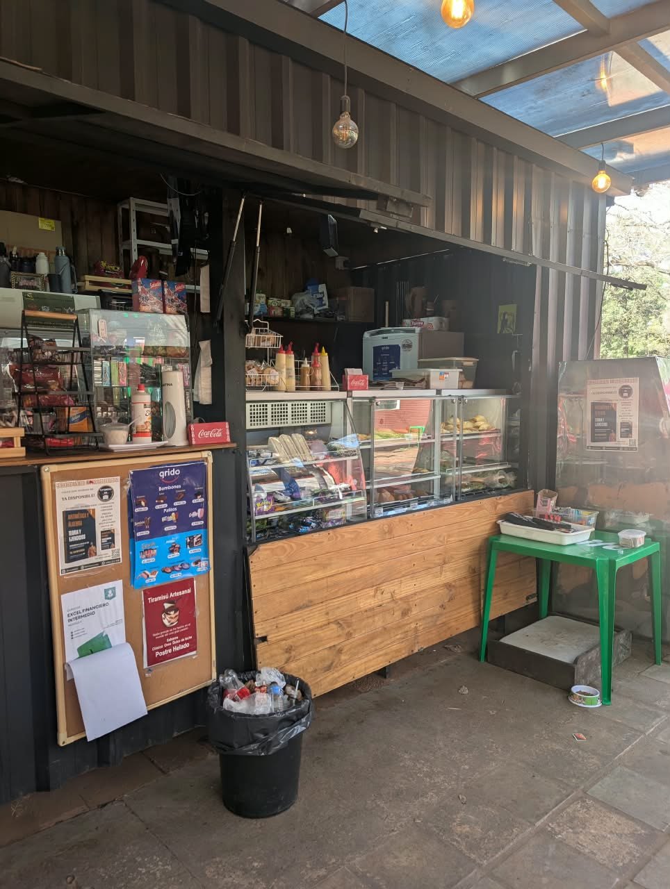 Cantina Economía UNA, punto de venta dentro del predio de la Facultad de Economía